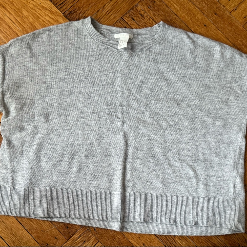 H&M Light Gray Knit Top